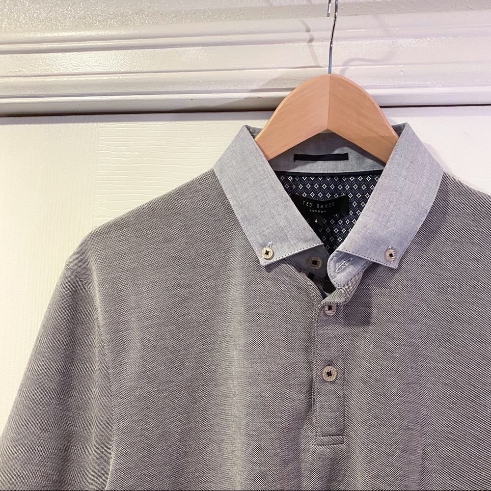 Ted Baker Men’s Gray Polo (brand new) - Size 4 (L)